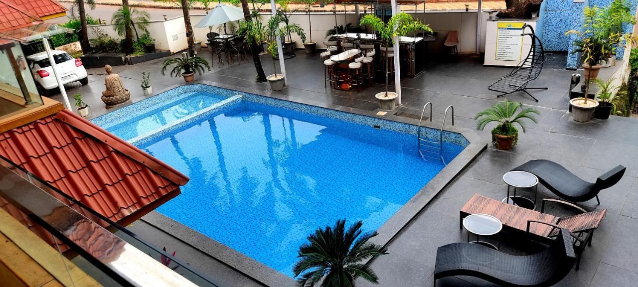 Hotel Goa Continental Arpora Exterior foto