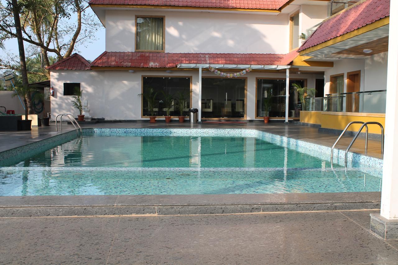 Hotel Goa Continental Arpora Exterior foto